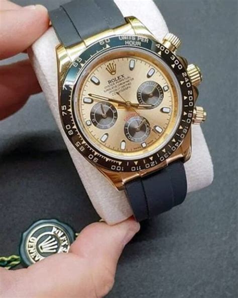 foto rolex da donna in caucciù